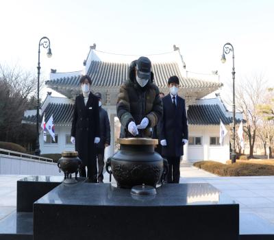 대한민국고엽제전우회 이천시지회장 신년 참배 이미지