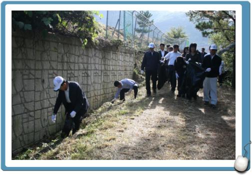 호국원주변 환경정리 실시 이미지